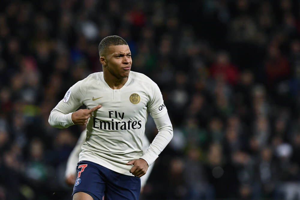 威唐工业(300707.SZ)：目前公司在手订单充足，海外业务主要以模具产品为主